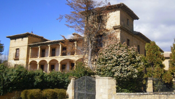 Palacio de los Marqueses de Legarda (Ábalos)